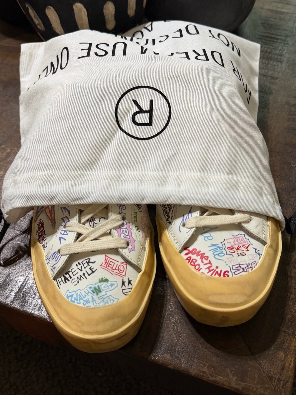 EUC Golden Goose Super-Star Graffiti Low Top shoes size 9